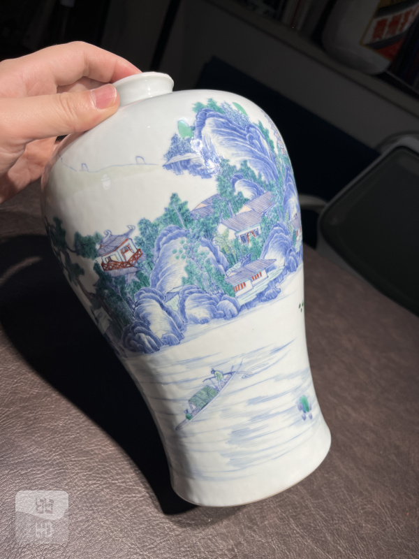 清雍正 安窑斗彩山水图梅瓶 - 图31